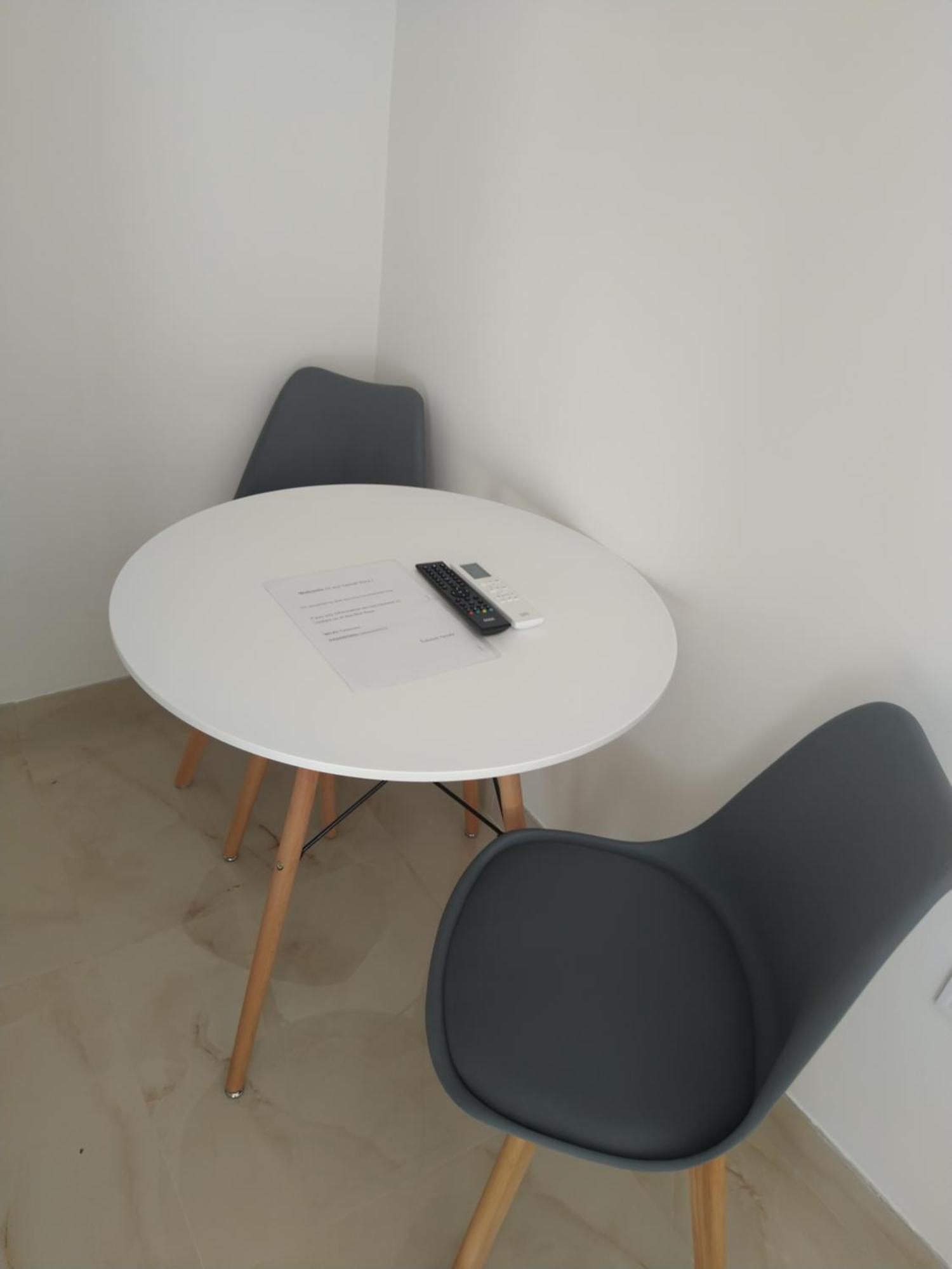 Hostel Vera - Airport Podgorica Mitrovici  客房 照片